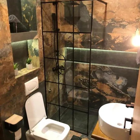 Maximilian * 斯梅代雷沃