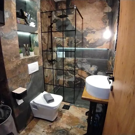 Maximilian 斯梅代雷沃