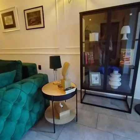 Maximilian * 斯梅代雷沃